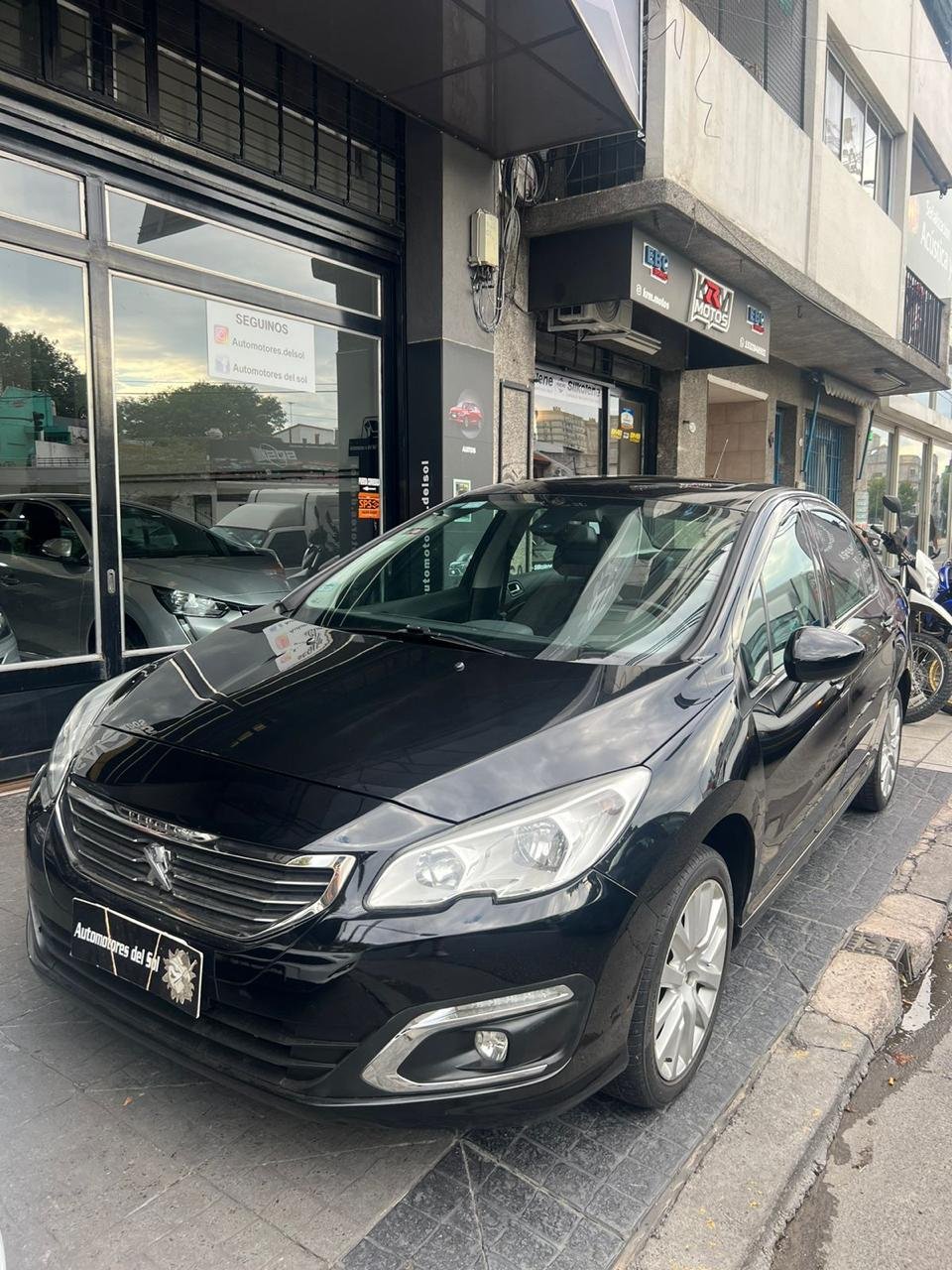 Peugeot 408 Allure Plus